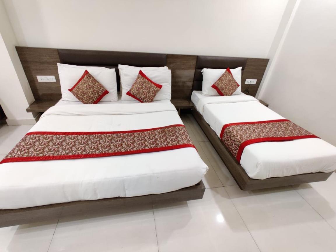 Отель Super Collection O Amritsar Near Railway Station Экстерьер фото